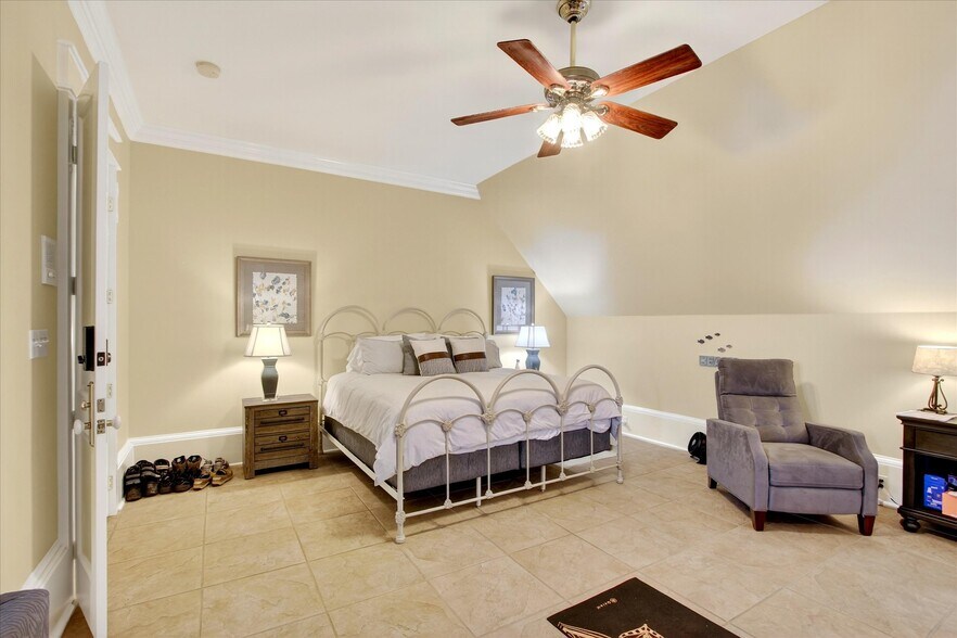 More Photos Of 1611 Glenn Swetman St, Biloxi Specialty For Sale