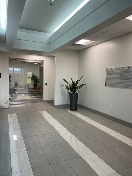 More Photos Of 4800 N Federal Hwy, Boca Raton Unknown For Lease