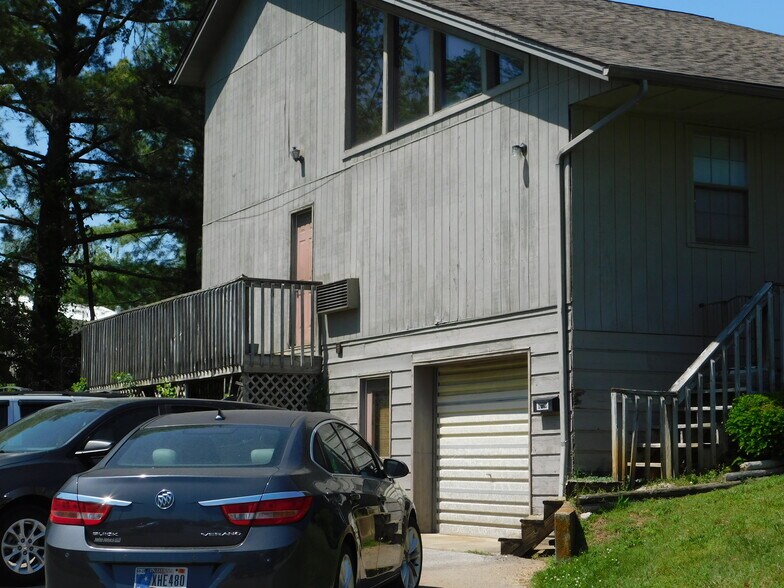 More Photos Of 100 Walnut Tree Dr, Salem Apartments For Sale