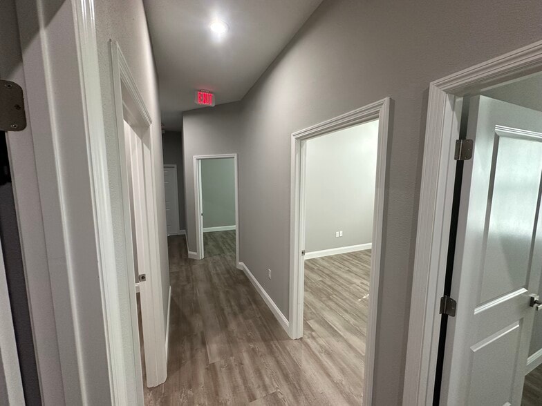 More Photos Of 708 Cactus Ridge Cir, Seffner Medical For Lease