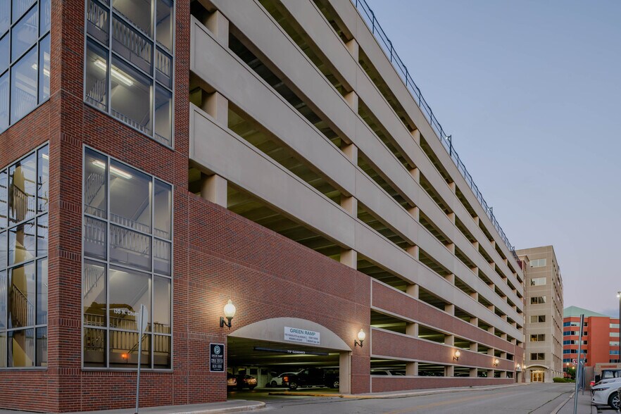 More Photos Of 120 N Commercial St, Neenah Office For Lease