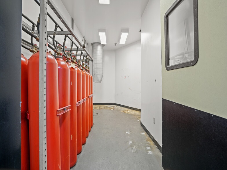 More Photos Of 1950 Walker St, La Verne Distribution For Sale