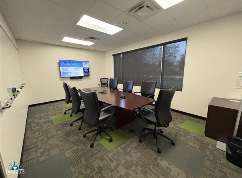 More Photos Of 30 Pinnacle Way, Pasadena Office For Sale