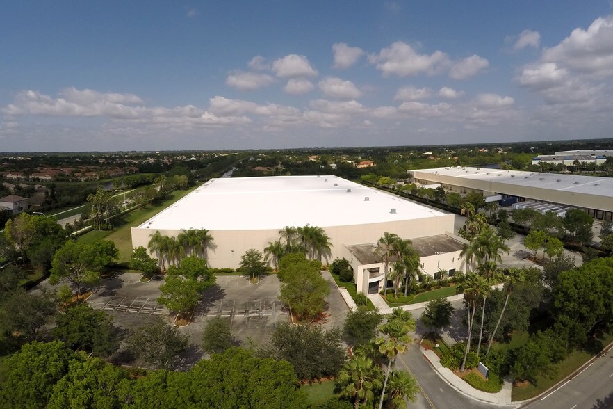 More Photos Of 3365 Enterprise Ave, Weston Office For Lease