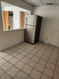 More Photos Of 100-102 W Gale St, Philadelphia Flex For Lease