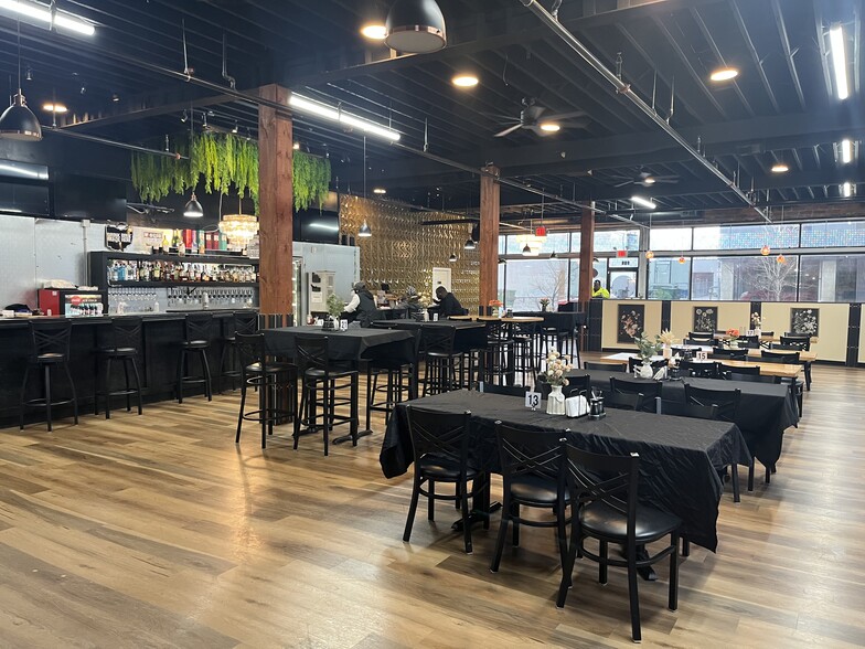 More Photos Of 155 N 5th St, Columbus Restaurant For Lease