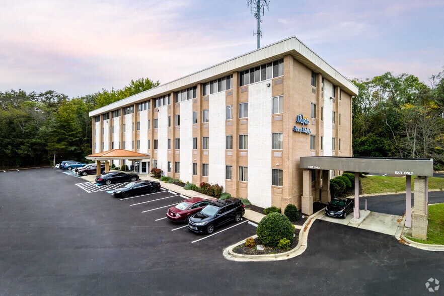 More Photos Of 10905 Fort Washington Rd, Fort Washington Medical For Lease