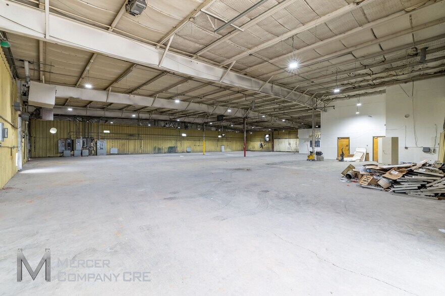 More Photos Of 400 Glade Ave, Oklahoma City Manufacturing For Lease