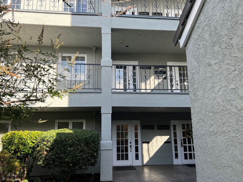 More Photos Of 3434 Villa Ln, Napa Medical For Sale