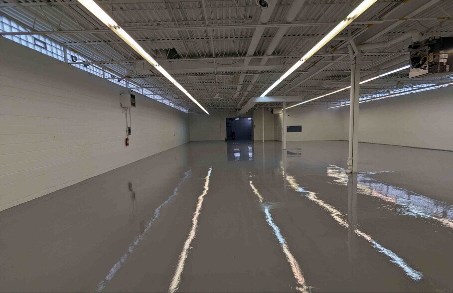 More Photos Of 60 Progress Ave, Toronto Research And Development For Sale