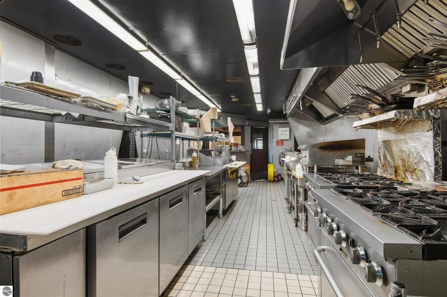 More Photos Of 104 W Main St, Lake Leelanau Restaurant For Sale