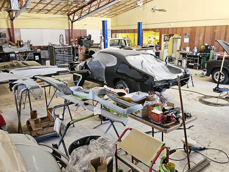 More Photos Of 540 S Main St, Galva Storefront Retail Residential For Sale