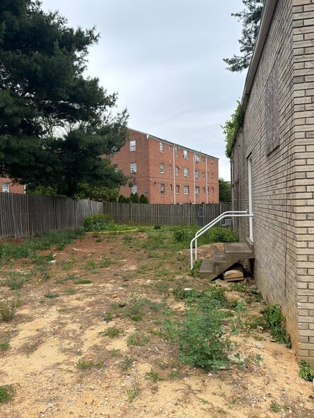 More Photos Of 5855 Ager Rd, Hyattsville Freestanding For Sale