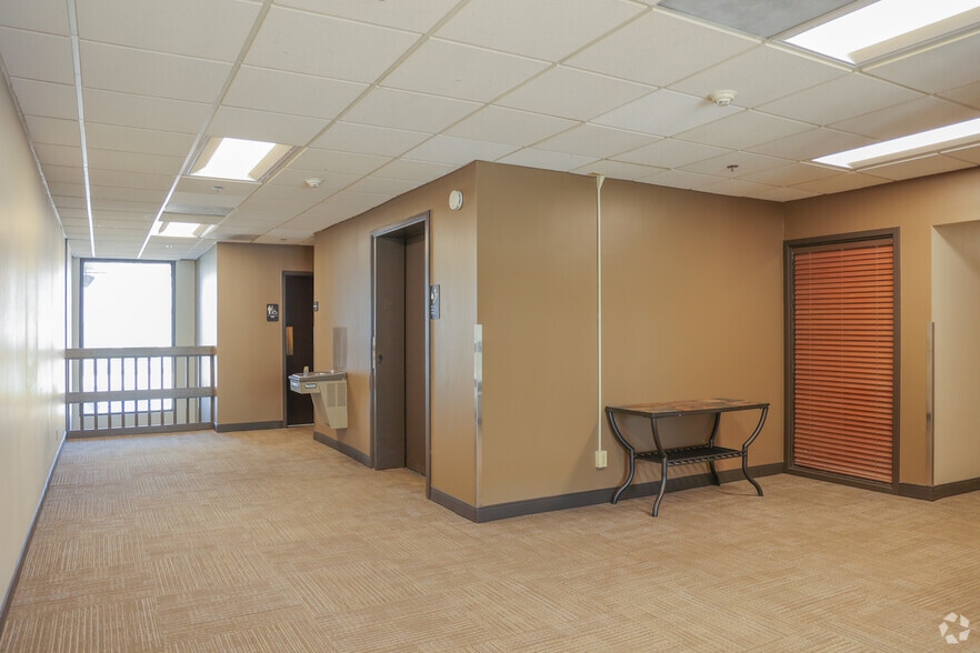 More Photos Of 4415 S Harvard Ave, Tulsa Medical For Lease