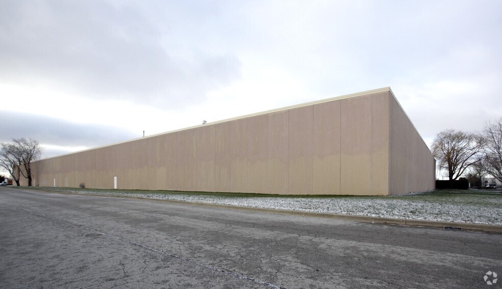 More Photos Of 100 Overland Dr, North Aurora Industrial For Sale