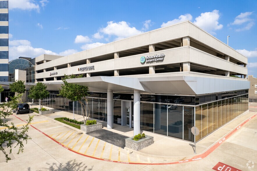 More Photos Of 17950 Preston Rd, Dallas Office For Lease