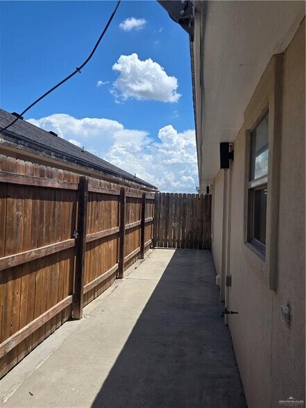 More Photos Of 4718 N Ebony St, Pharr Apartments For Sale