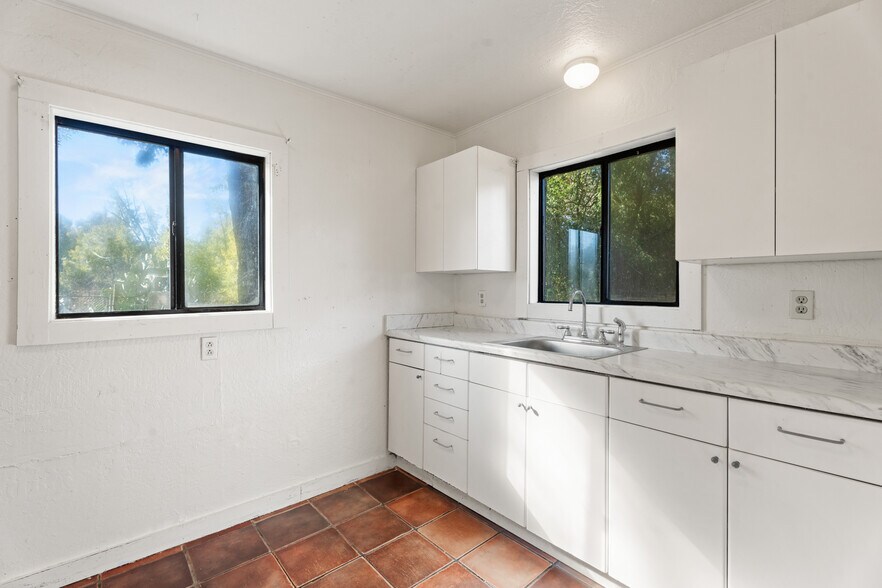 More Photos Of 8660-8684 Highway 128 Hwy, Philo Flex For Sale