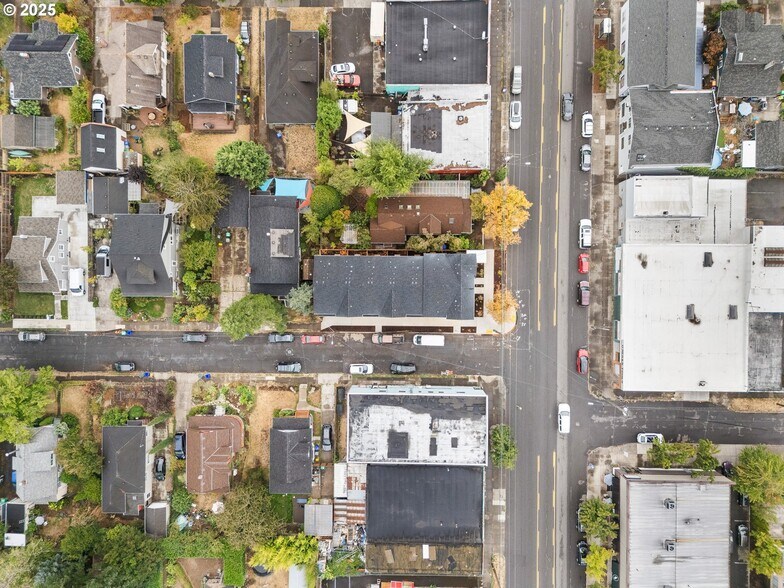 More Photos Of 7190 Glisan st, Portland Apartments For Sale