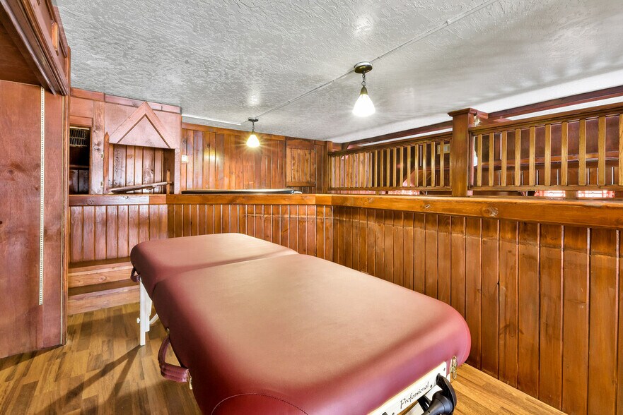 More Photos Of 16 N Main St, Payette Storefront Retail Residential For Sale