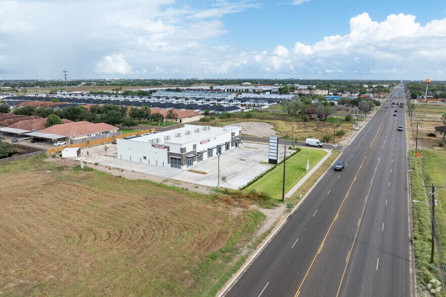 More Photos Of 3306 Raul Longoria Rd, San Juan Restaurant For Lease