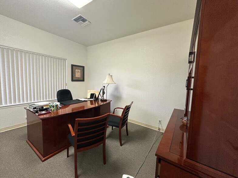 More Photos Of 18231 US Hwy 18, Apple Valley Office For Lease