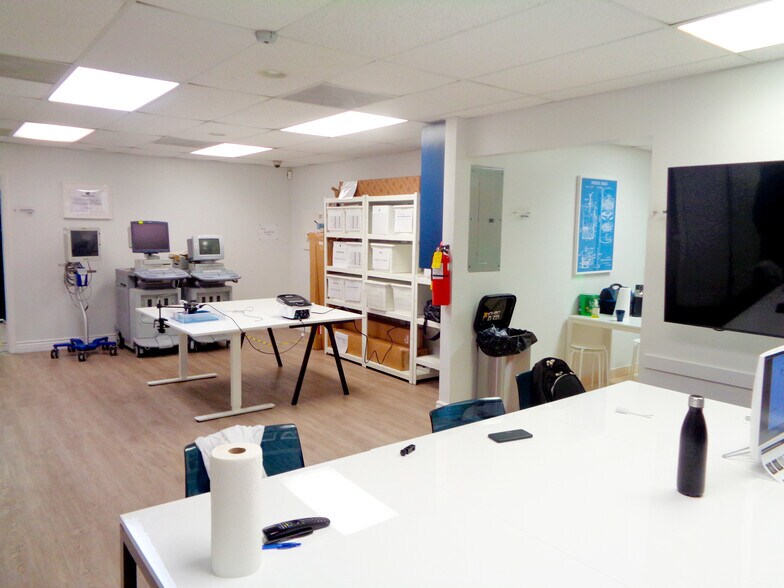 More Photos Of 7737 N University Dr, Tamarac Medical For Sale