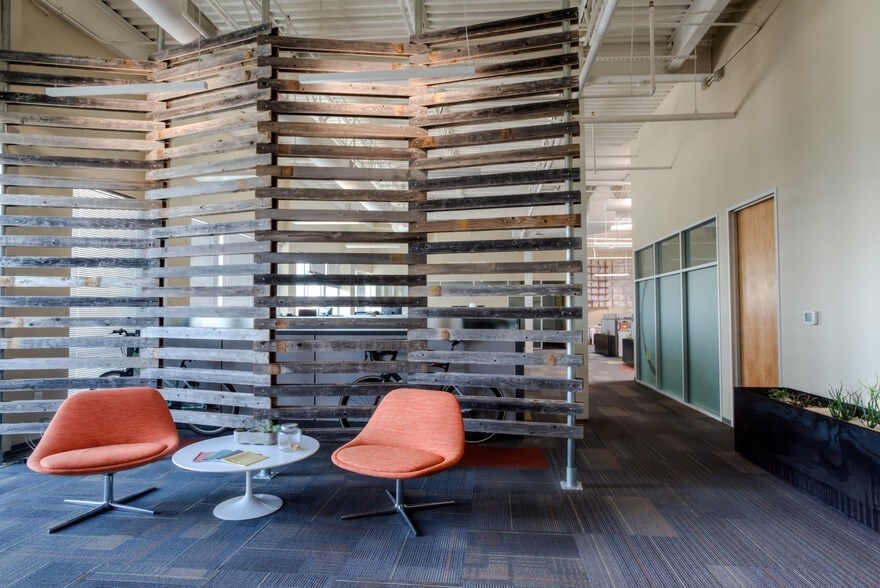 More Photos Of 1705 Guadalupe St, Austin Office For Lease