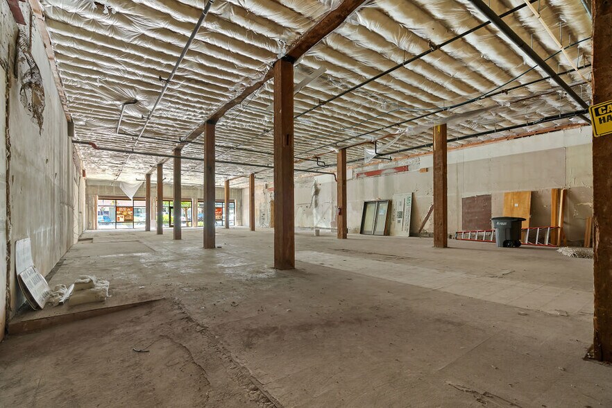 More Photos Of 17 N 3rd St, Yakima Apartments For Sale