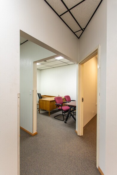 More Photos Of 100 9th Ave S, Great Falls Warehouse For Sale