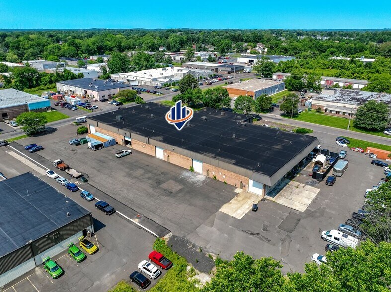 More Photos Of 109 Pike Cir, Huntingdon Valley Light Manufacturing For Sale