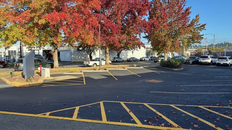 More Photos Of 1000 12th Ave, Longview Medical For Lease