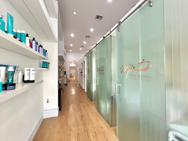 More Photos Of 355-359 Miracle Mile, Coral Gables Freestanding For Lease