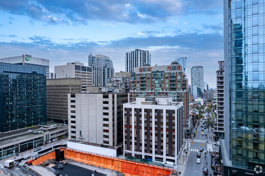 More Photos Of 1255 Bay St, Toronto Office For Sale