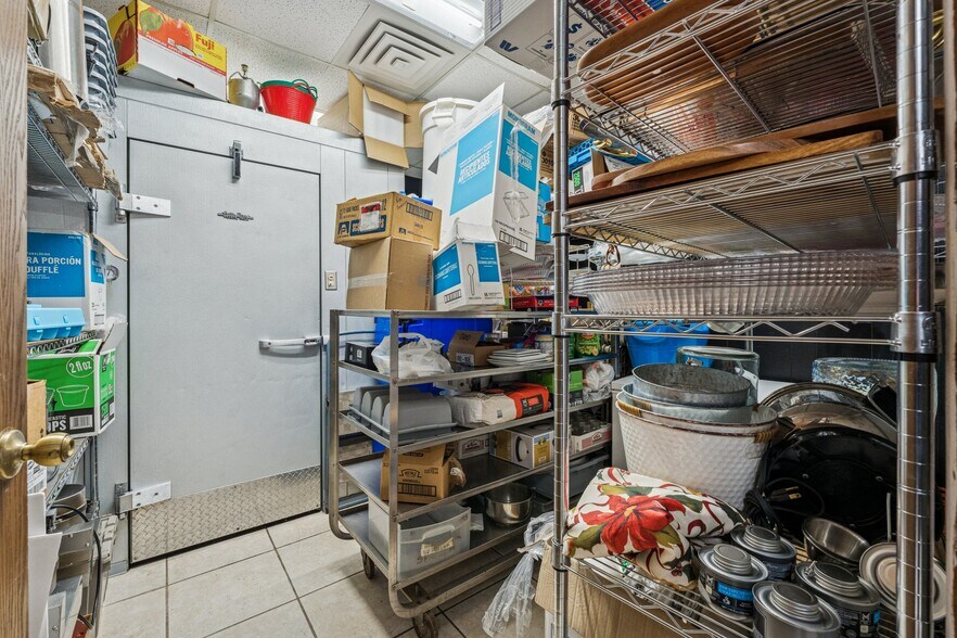 More Photos Of 1005 SW 4th St, Moore Religious Facility For Sale