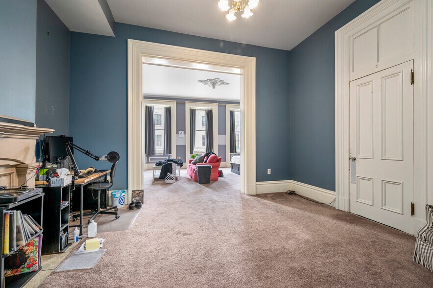 More Photos Of 1703 E Carson St, Pittsburgh General Retail For Sale