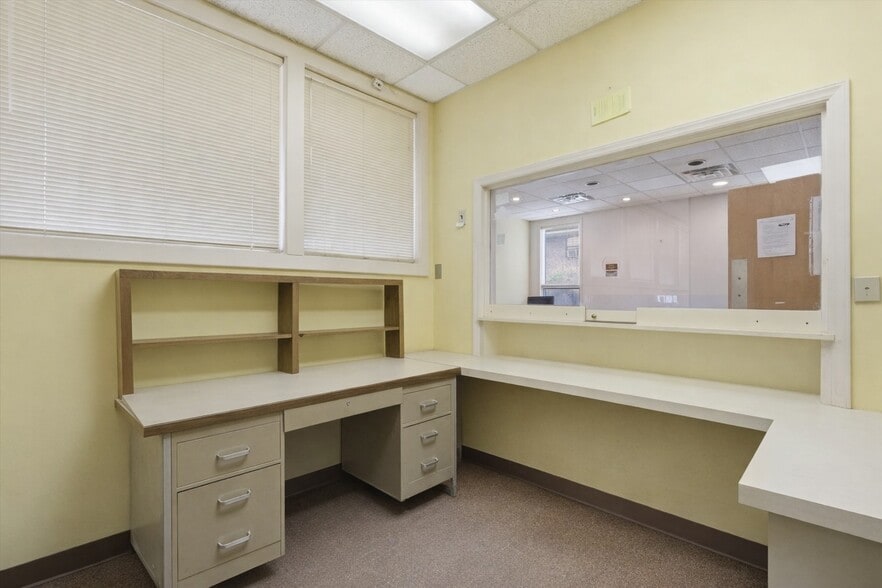 More Photos Of 812 S Main St, Cedartown Rehabilitation Center For Sale