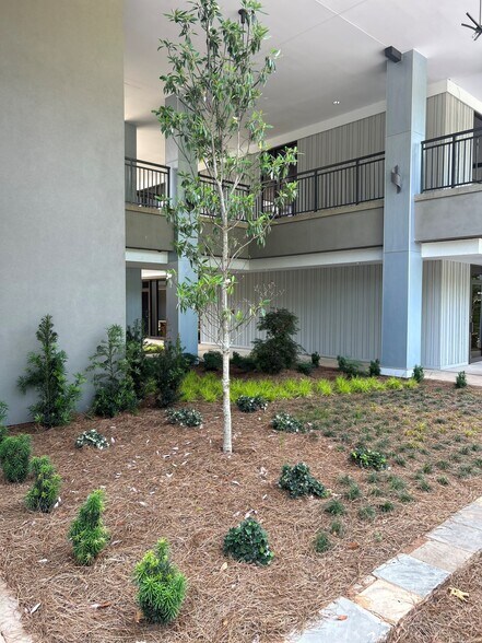 More Photos Of 6255 Barfield Rd NE, Atlanta Office For Lease