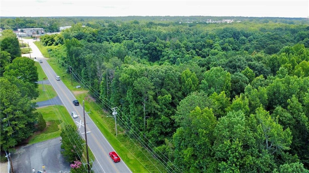 More Photos Of Airport Rd, Opelika Land For Sale
