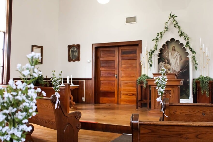 More Photos Of W8832 WI-96, Hortonville Religious Facility For Sale