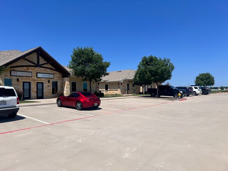 More Photos Of 4645 Wyndham Ln, Frisco Office For Lease