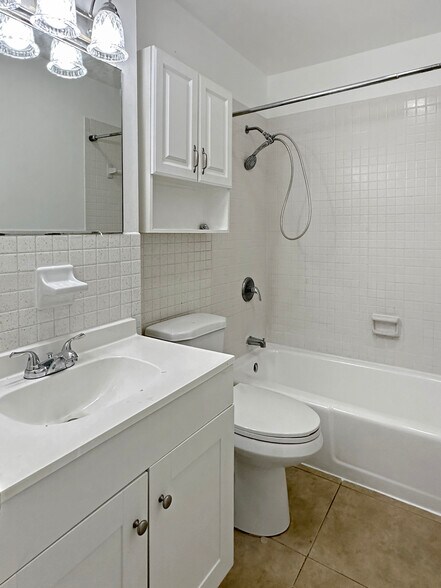 More Photos Of 508 Banyon Tree Cir, Maitland Multifamily For Sale