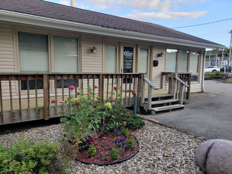 Primary Photo Of 2001 W Monroe St, Springfield Medical For Lease