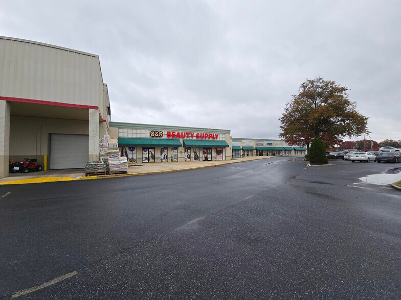 More Photos Of 605-649 S Dupont Blvd, Milford Unknown For Lease