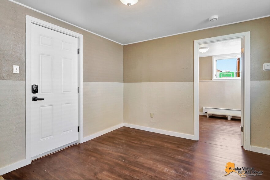 More Photos Of 1335 Hyder St, Anchorage Apartments For Sale