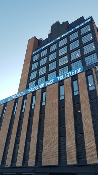More Photos Of 18 Spencer St, Brooklyn Warehouse For Lease