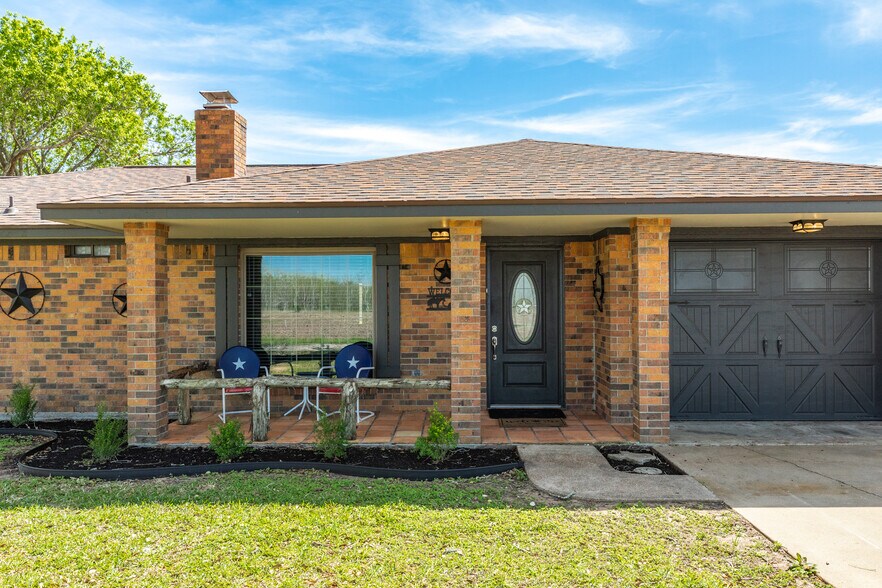 More Photos Of 27427 Highway 36, Damon Land For Sale