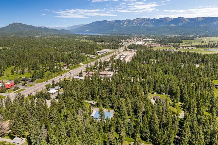 More Photos Of 112 E Blanchard Lake Rd, Whitefish Warehouse For Lease