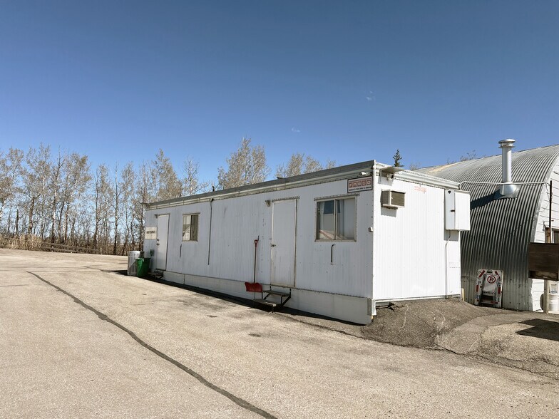 More Photos Of 53314 Hwy 44, Spruce Grove Service For Sale