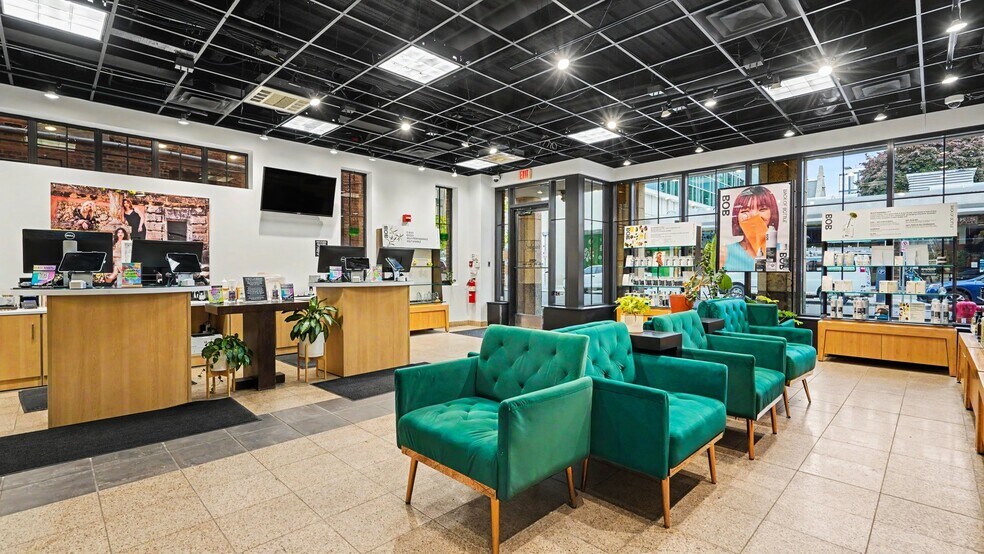 More Photos Of 333 Maynard St, Ann Arbor Office For Sale